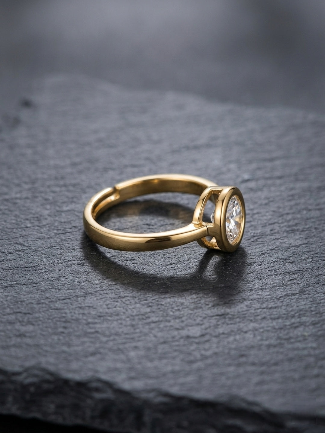 Shafaf Roun Shaped Stone Ring - Gold For Women & Girls