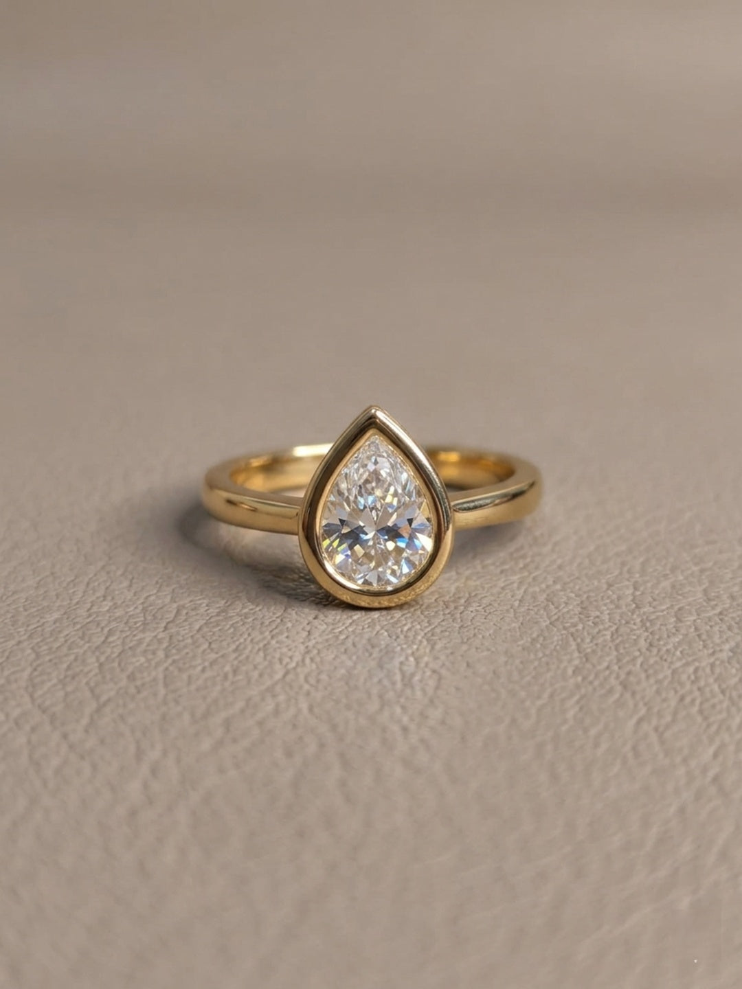 Shafaf Drop Shaped Stone Ring - Gold For Women & Girls