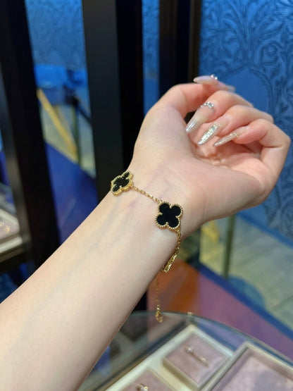 Shafaf Women's Reversible Clover Bracelet, Gold Chain with Black Motifs, Adjustable Length