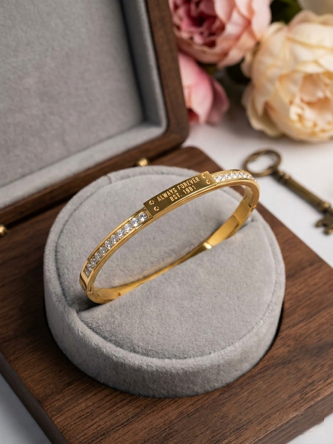 Shafaf Luxury Anti-Tarnish Bracelets for gifting (Love Forever)