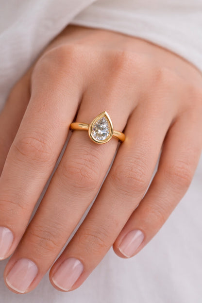 Shafaf Drop Shaped Stone Ring - Gold For Women & Girls