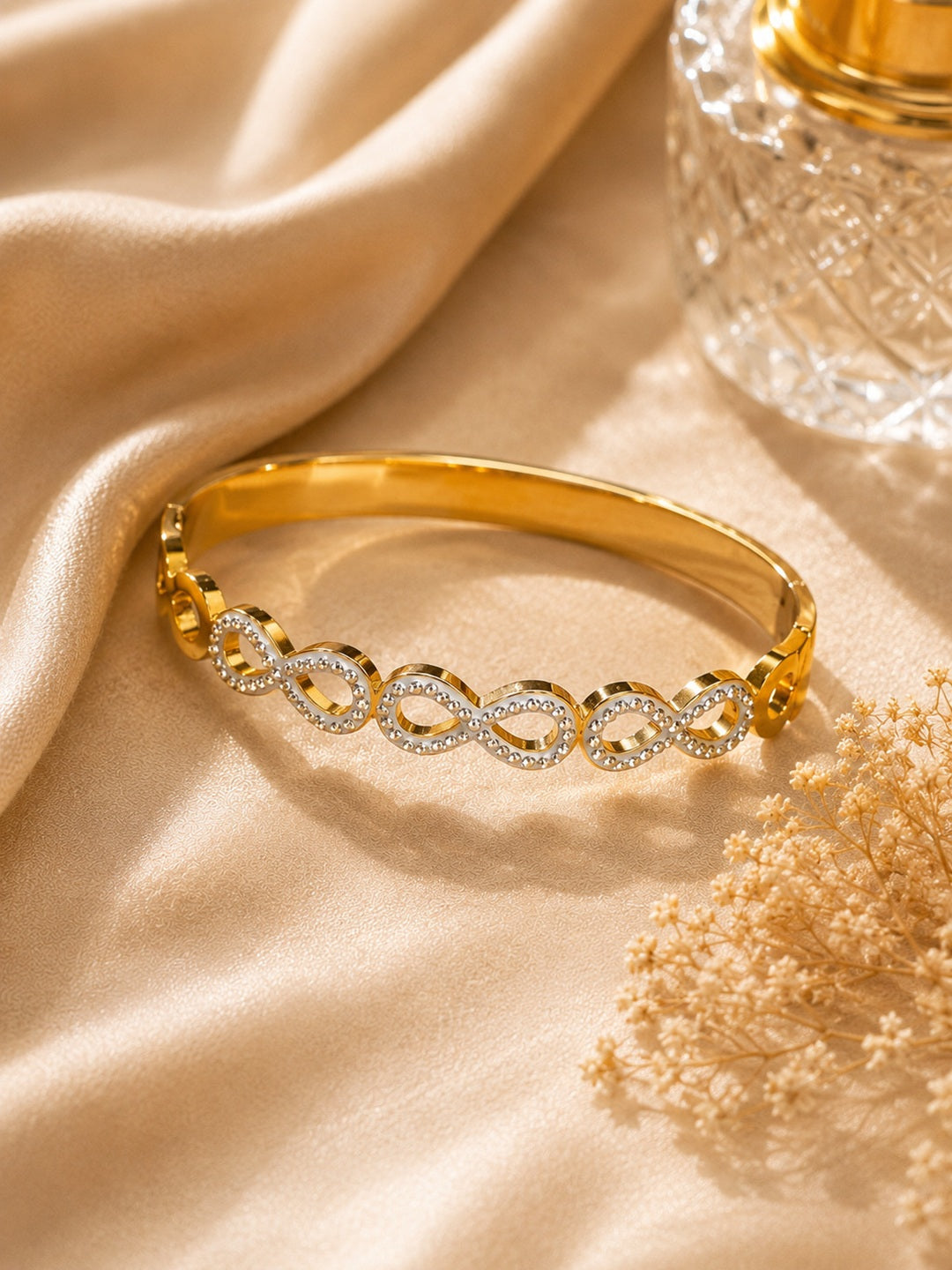 Shafaf Gold-Plated Interlinked Oval AD Anti-Tarnish Adjustable Bracelet