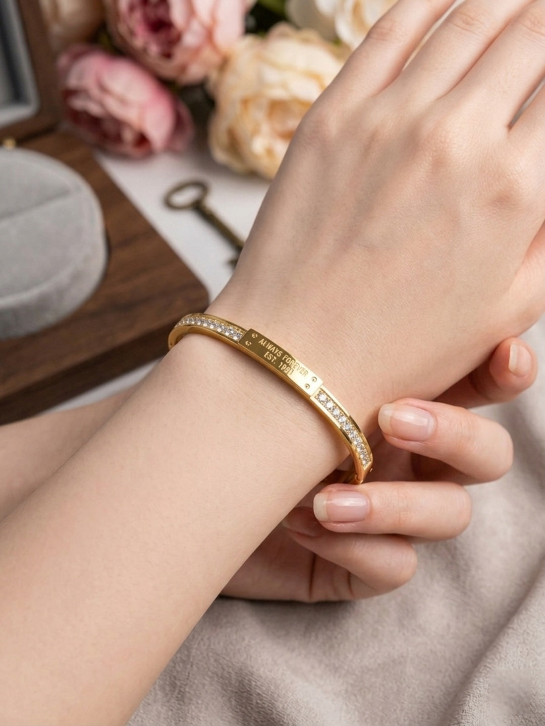 Shafaf Luxury Anti-Tarnish Bracelets for gifting (Love Forever)