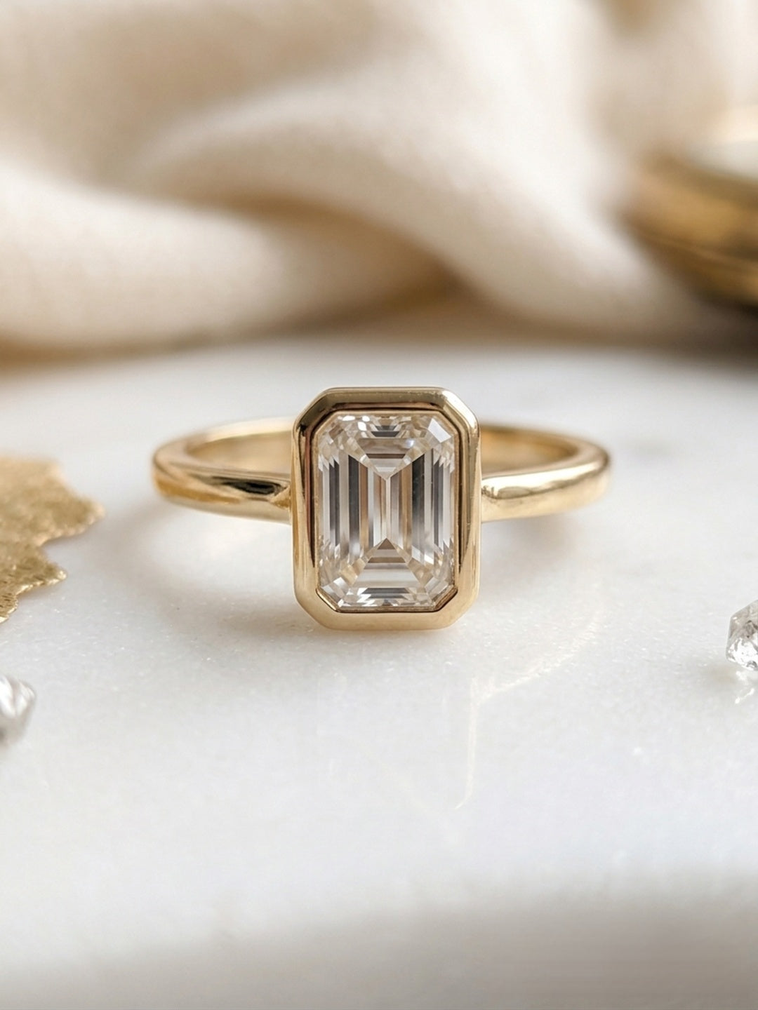 Shafaf Rectangle Shaped Stone Ring - Gold For Women & Girls