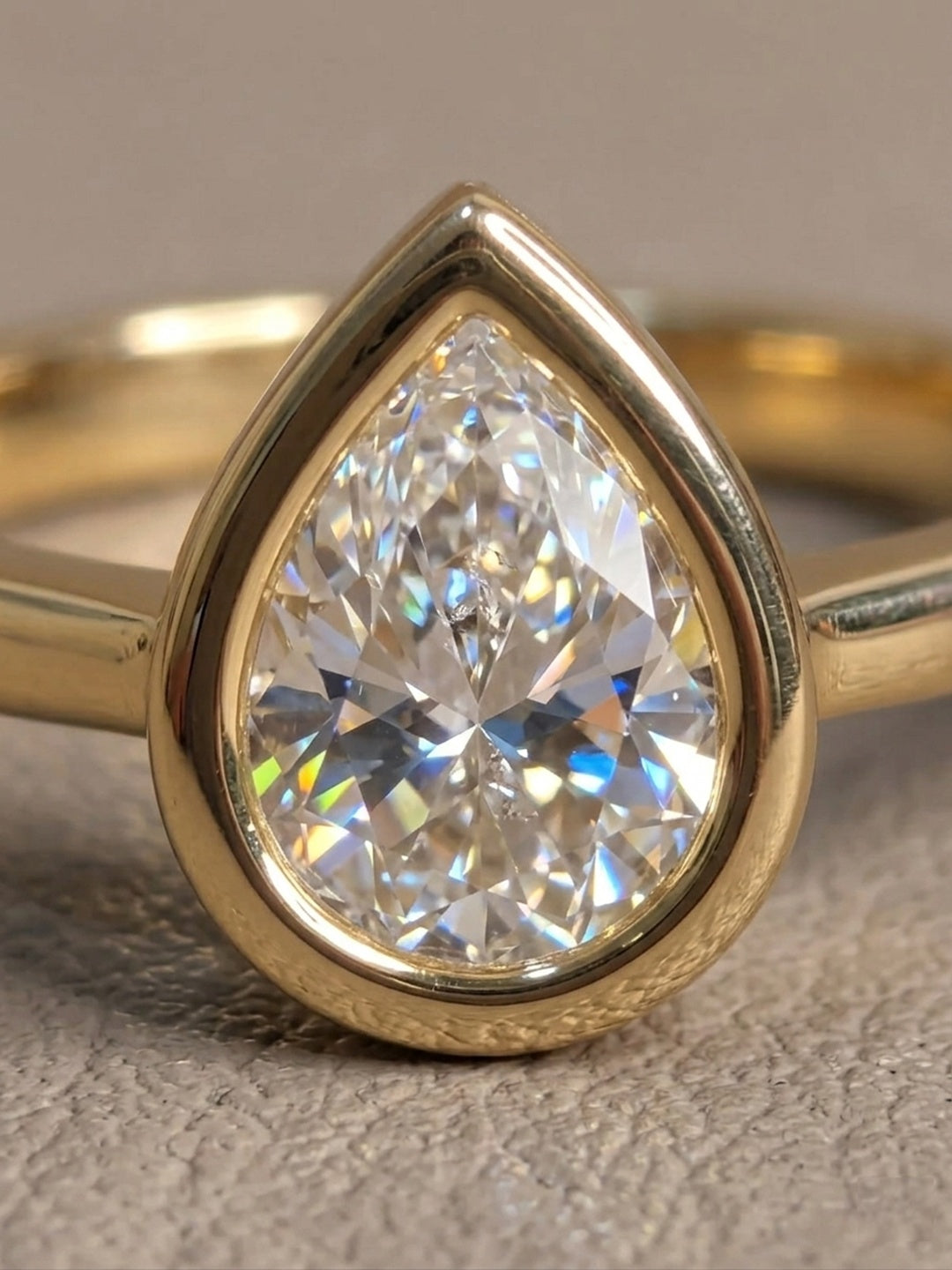 Shafaf Drop Shaped Stone Ring - Gold For Women & Girls