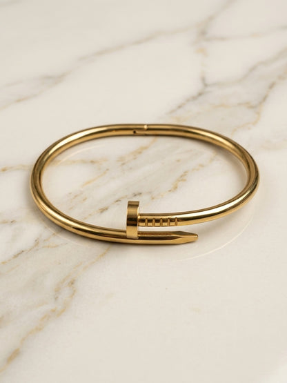 Shafaf Anti-Tarnish Bracelet Kadas | Premium Stone Studded Bracelets for gifting (Nail Bracelet)