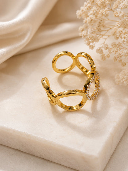 Shafaf Gold-Plated Interlinked Circle AD Adjustable Ring