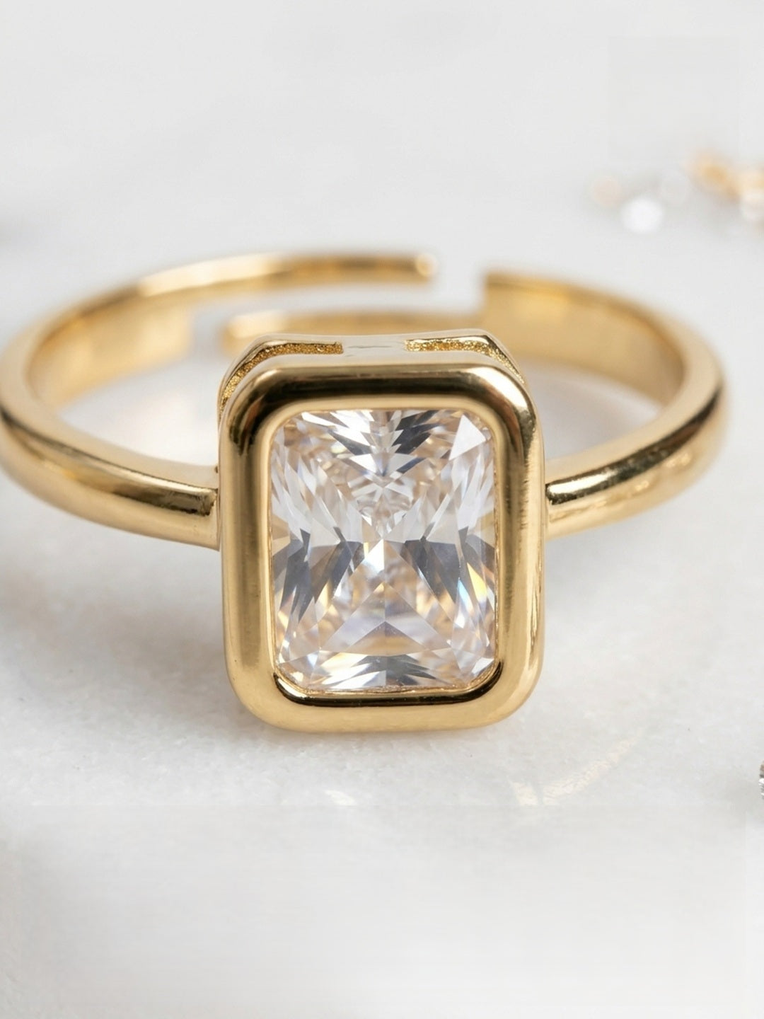 Shafaf Rectangle Shaped Stone Ring - Gold For Women & Girls