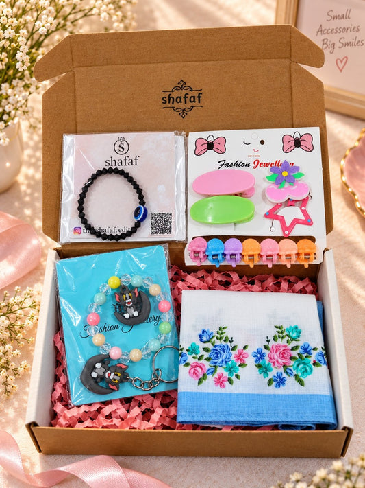 Girls gift set with bracelet, evil eye nazariya, key ring, hair clips, hair band and mini clutchers